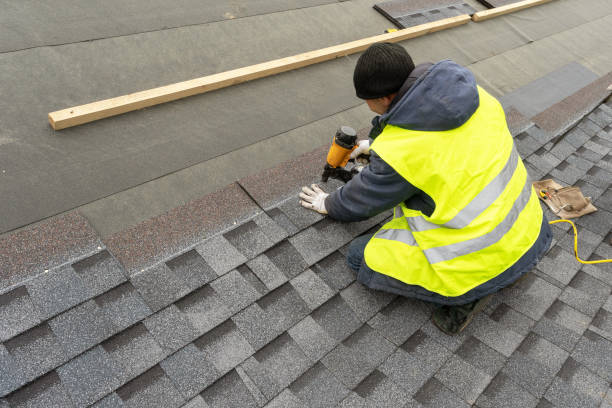Best Roof Gutter Cleaning  in Fort Dick, CA